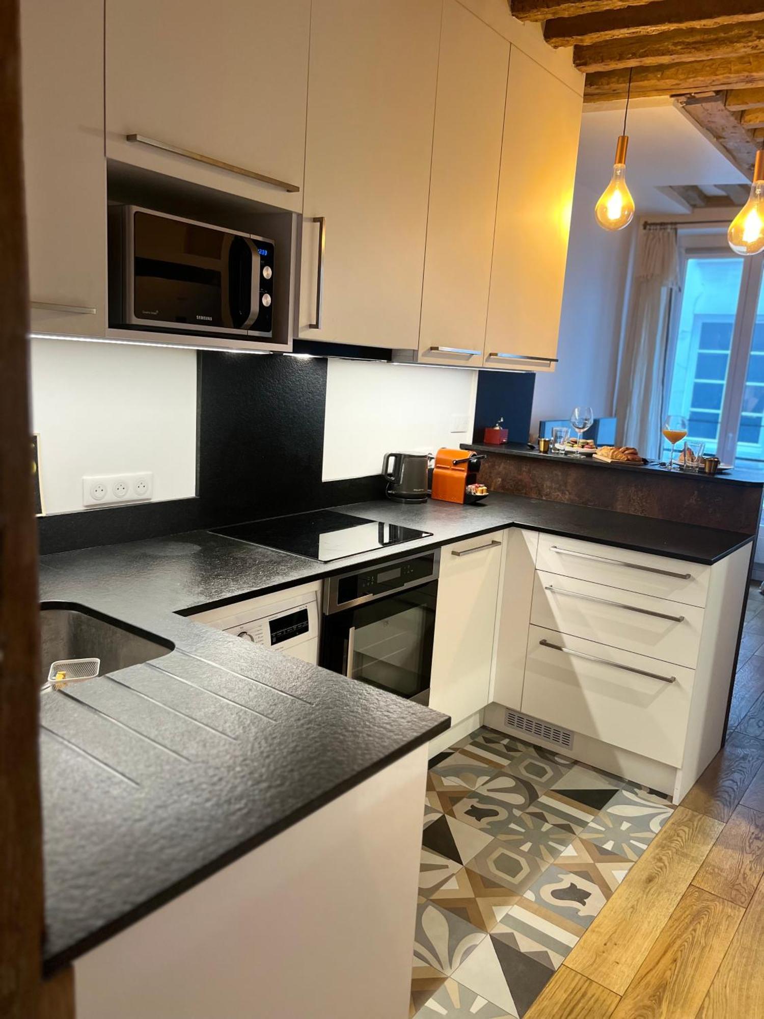 Appartement A Saint-Paul En Plein Coeur Du Marais 4 Pers Parigi Esterno foto