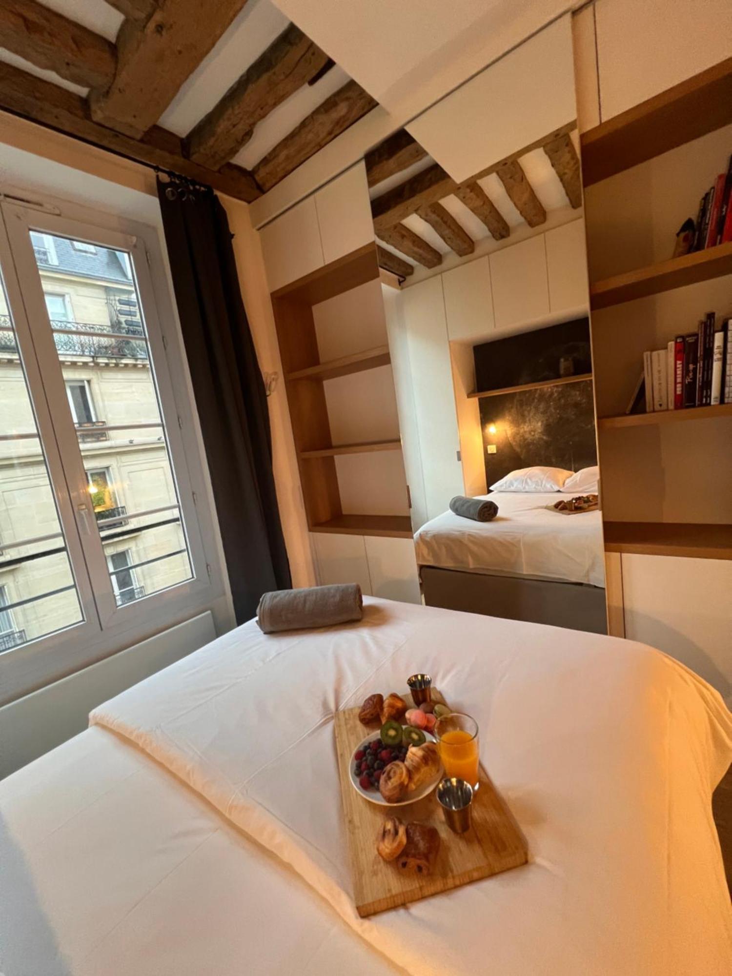 Appartement A Saint-Paul En Plein Coeur Du Marais 4 Pers Parigi Esterno foto
